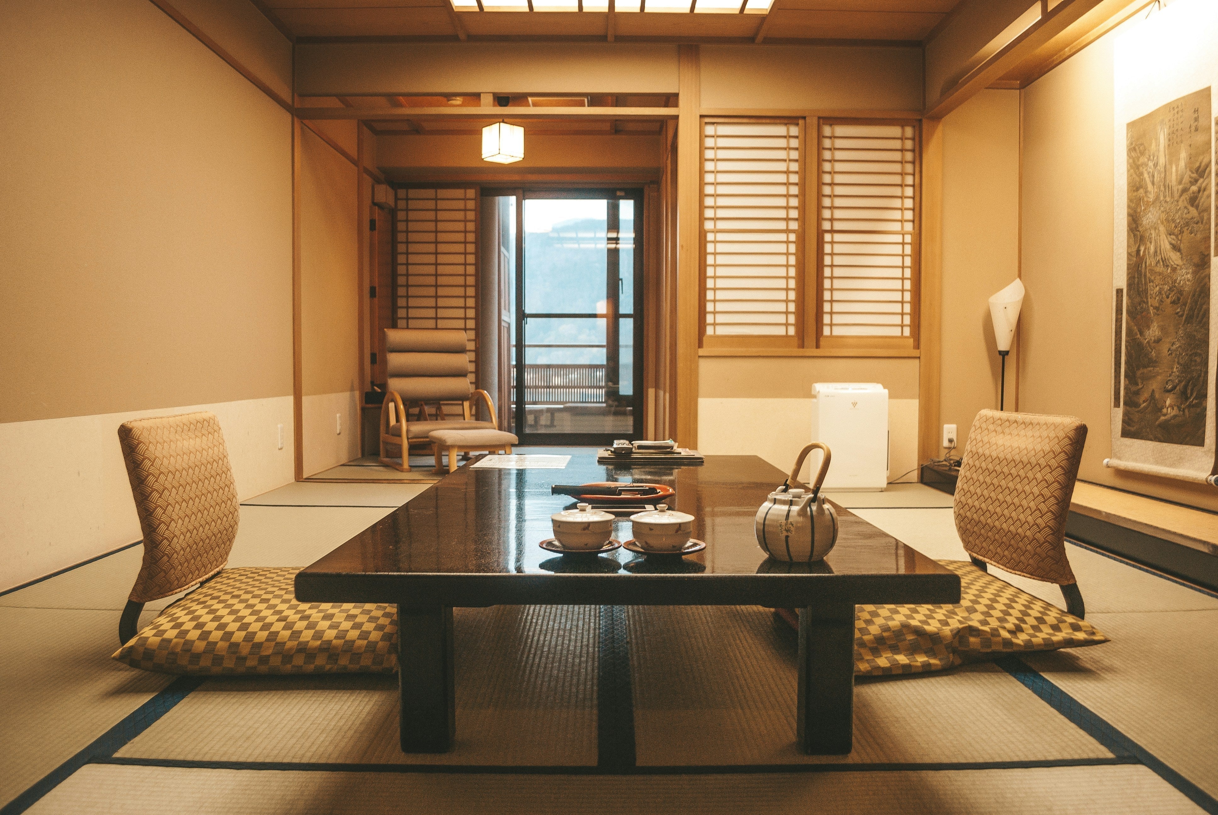 japandi eetkamer